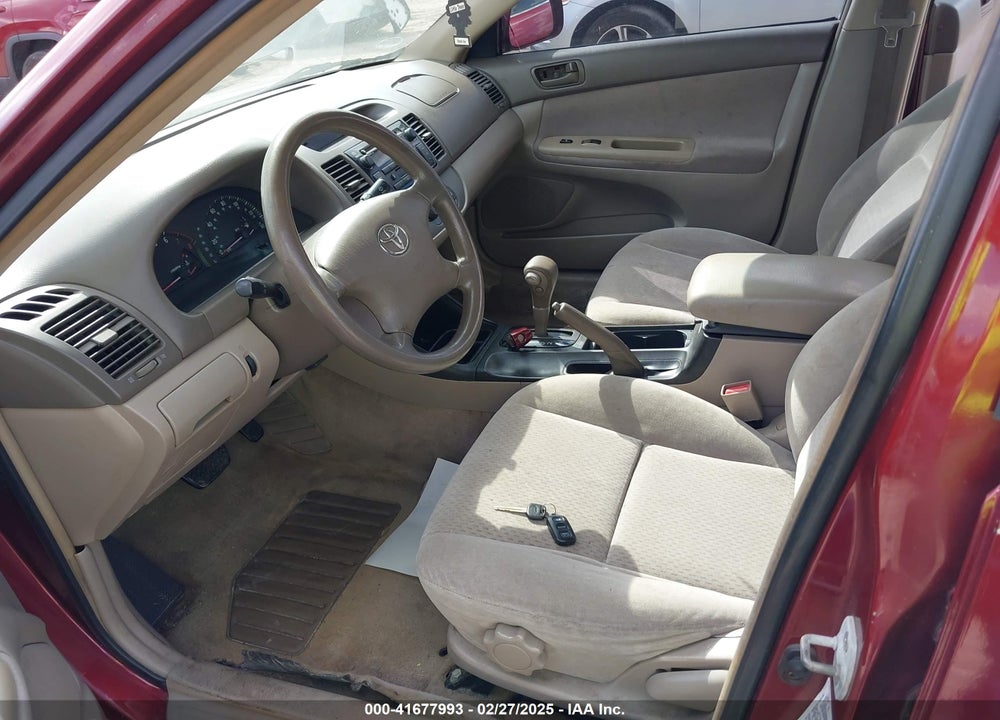 2003 TOYOTA CAMRY LE VIN: 4T1BE32K83U130112