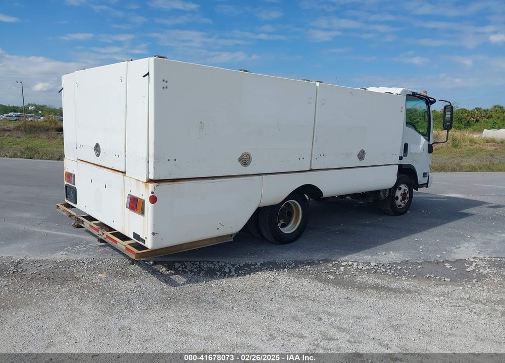 2014 ISUZU NPR DSL REG AT ECO-MAX VIN: JALB4W175E7400175