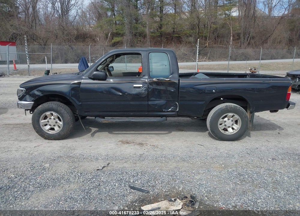 1997 TOYOTA TACOMA VIN: 4TAWM72N8VZ304174