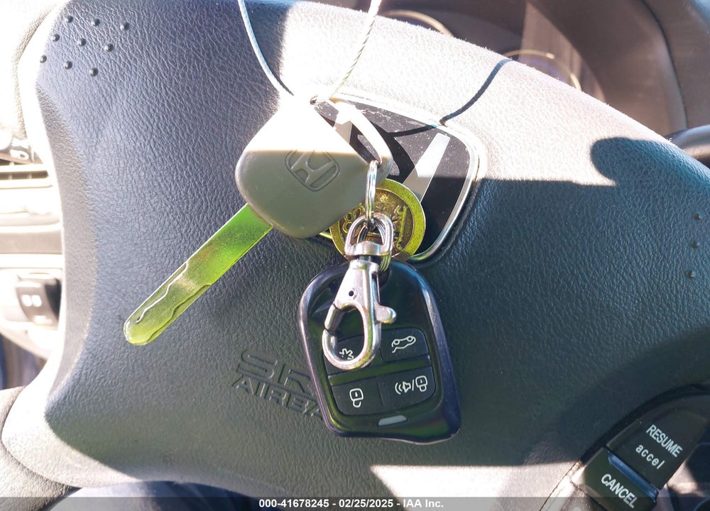 2003 HONDA CIVIC LX VIN: 2HGES16693H600549