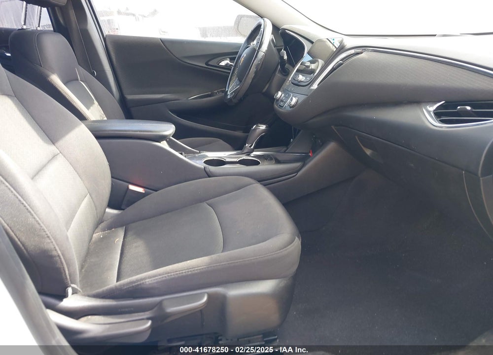 2017 CHEVROLET MALIBU VIN: 1G1ZE5ST3HF175051