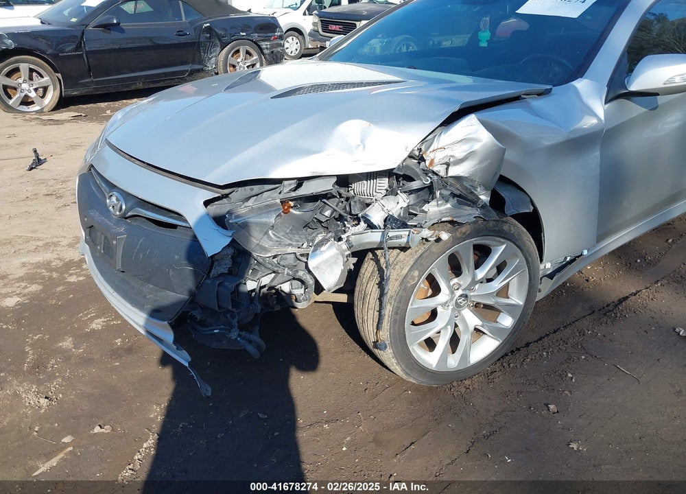 2013 HYUNDAI GENESIS VIN: KMHHU6KJ9DU106263