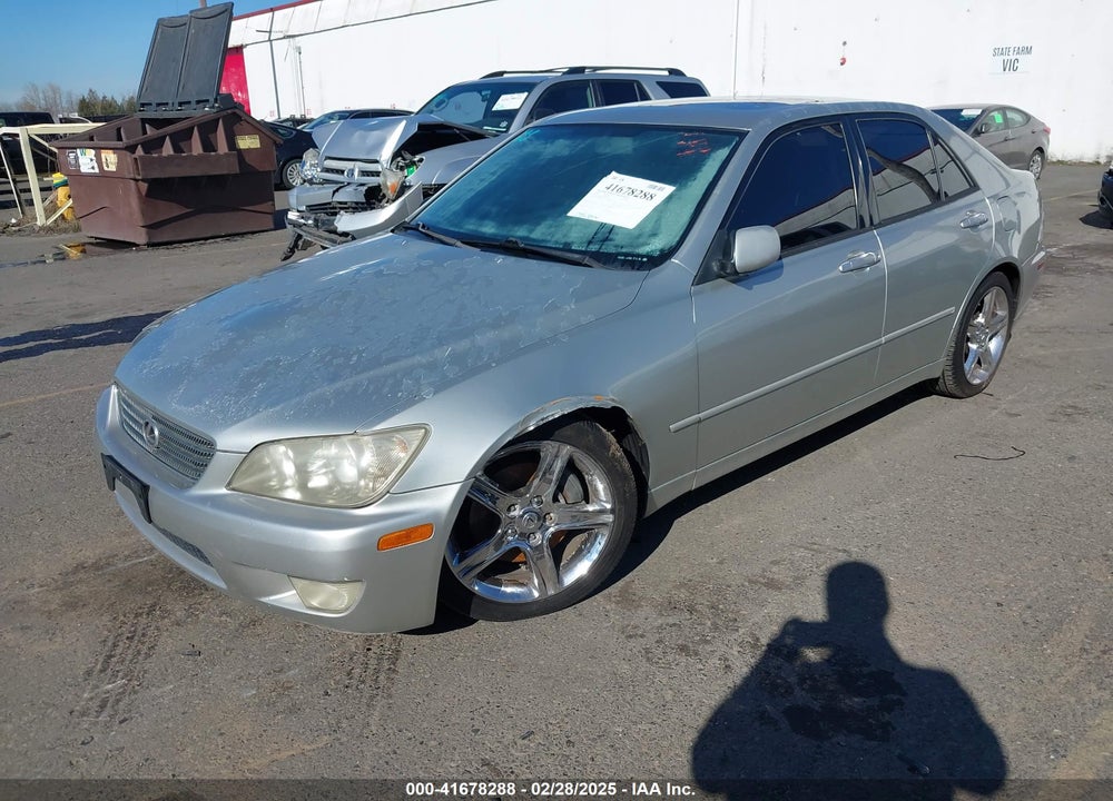 2001 LEXUS IS 300 BASE (A5) VIN: JTHBD182210009565