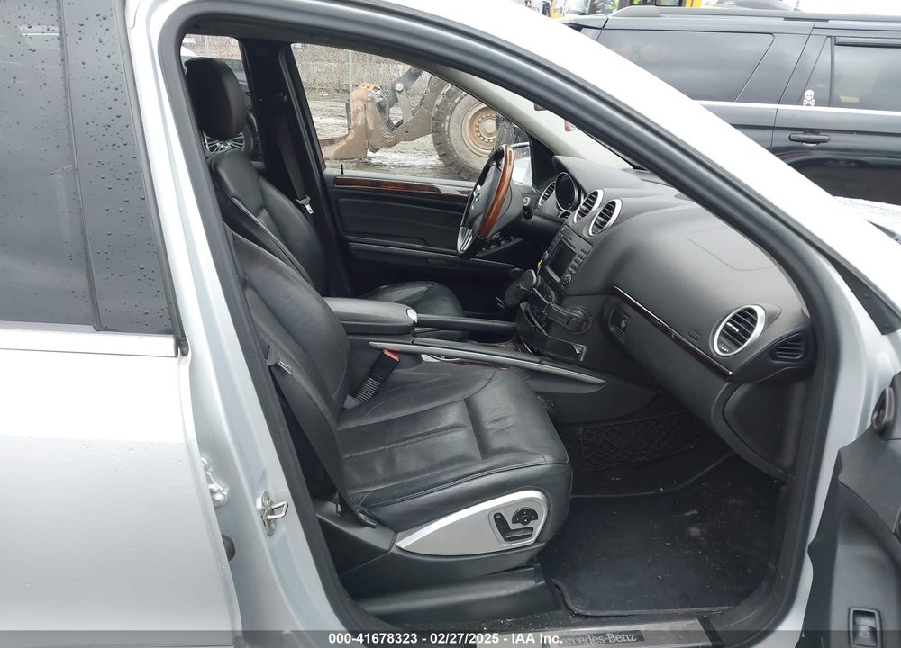 2011 MERCEDES-BENZ GL 550 VIN: 4JGBF8GE9BA673935
