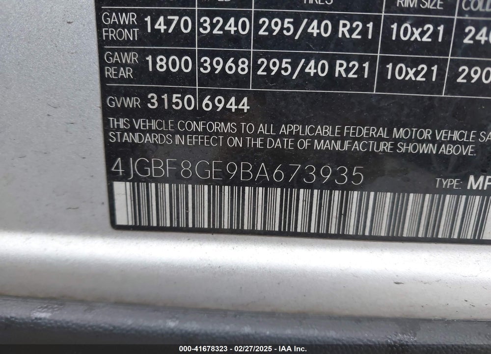2011 MERCEDES-BENZ GL 550 VIN: 4JGBF8GE9BA673935