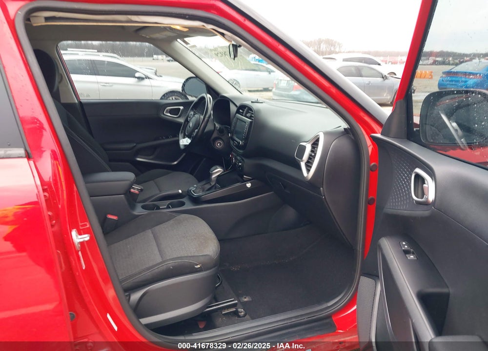2020 KIA SOUL VIN: KNDJ63AU6L7708352