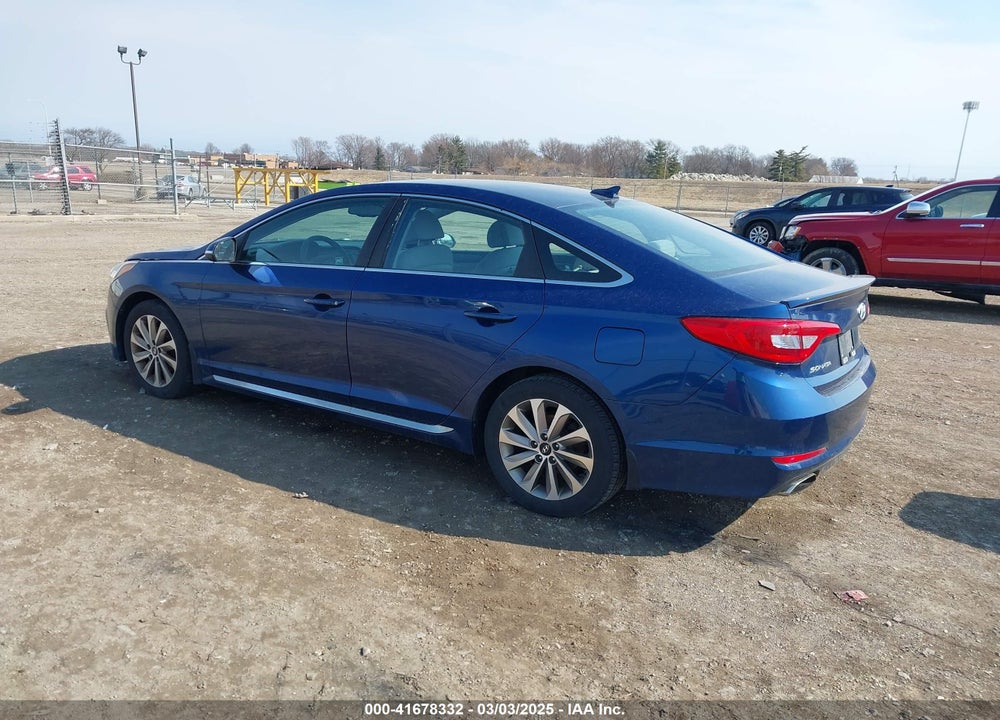 2015 HYUNDAI SONATA VIN: 5NPE34AF7FH208993