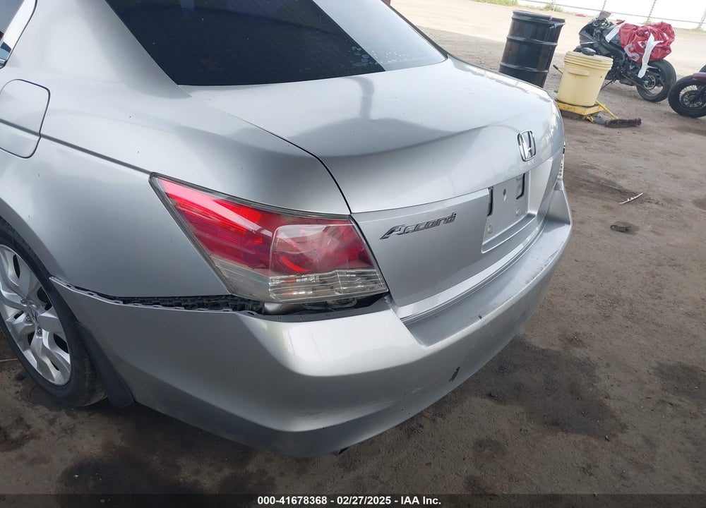 2008 HONDA ACCORD VIN: 1HGCP36858A035776