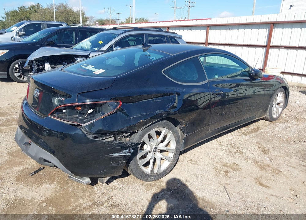 2013 HYUNDAI GENESIS 2.0T VIN: KMHHT6KD7DU089363