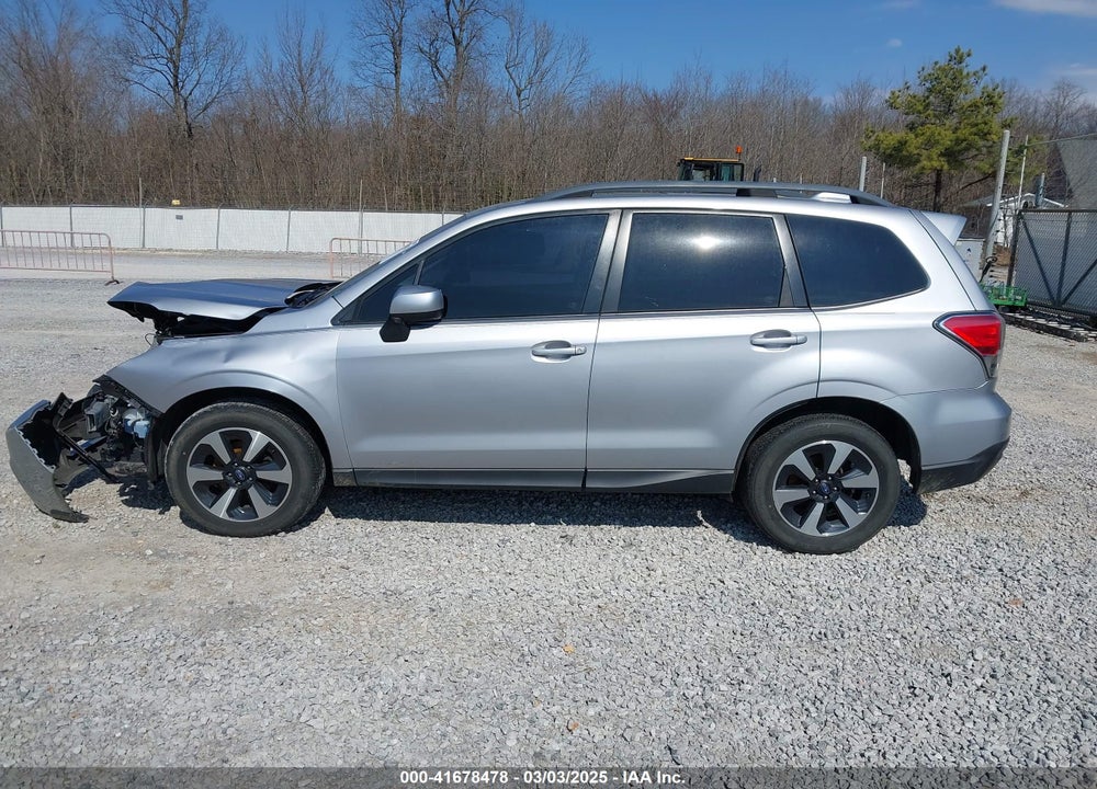 2017 SUBARU FORESTER 2.5I PREMIUM VIN: JF2SJAEC8HH401342