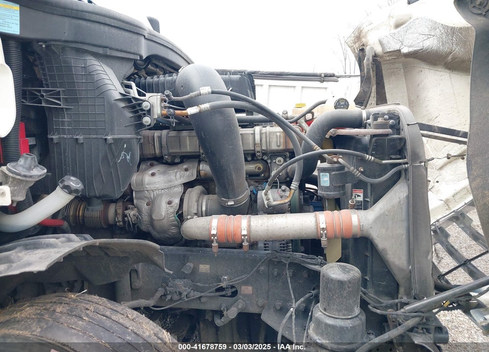 2019 FREIGHTLINER NEW CASCADIA 126 VIN: 3AKJHHDR2KSKF9877