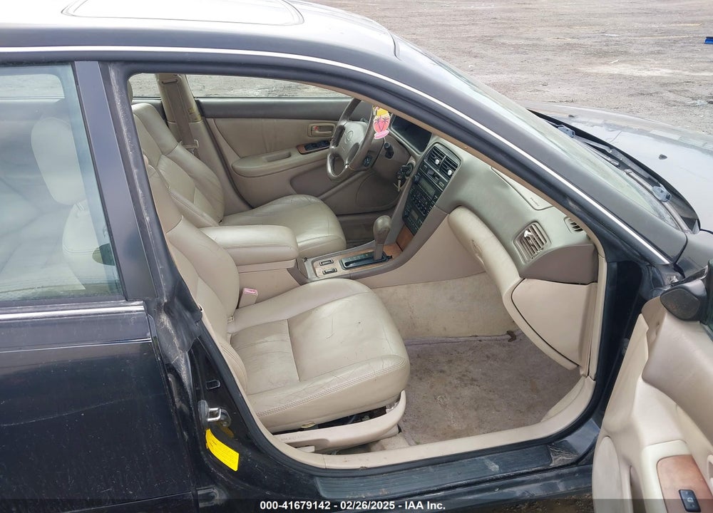1999 LEXUS ES 300 VIN: JT8BF28G3X5051735