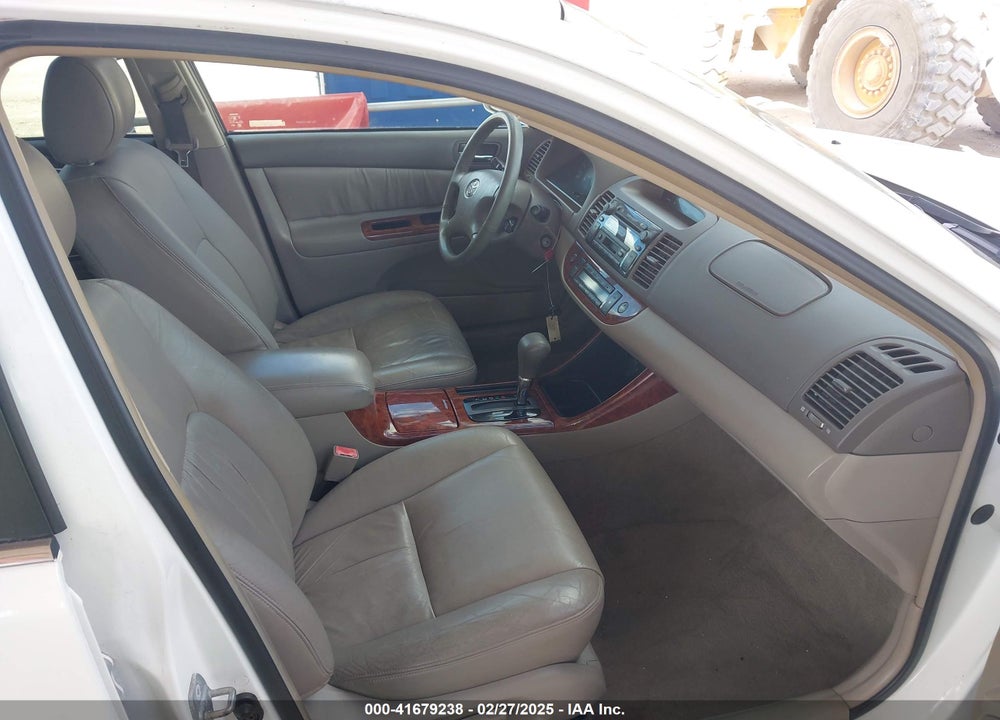 2002 TOYOTA CAMRY XLE V6 VIN: JTDBF32K520033358