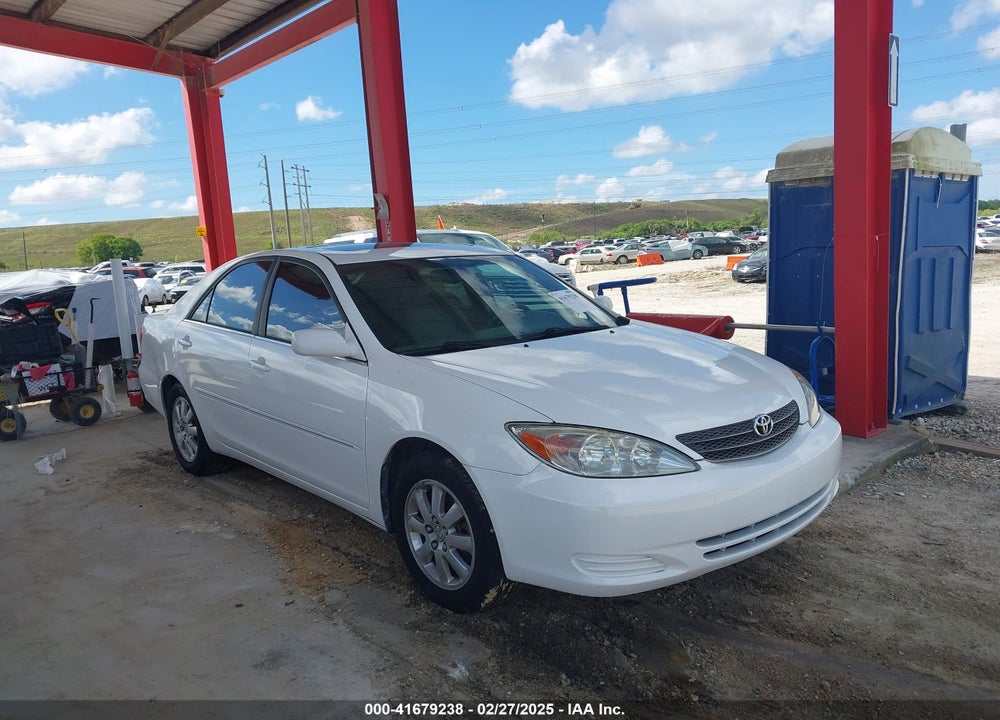2002 TOYOTA CAMRY XLE V6 VIN: JTDBF32K520033358