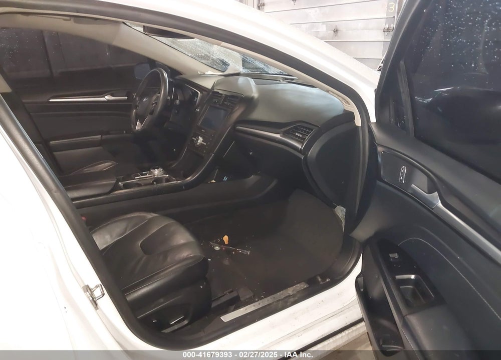 2019 FORD FUSION VIN: 3FA6P0D92KR153096