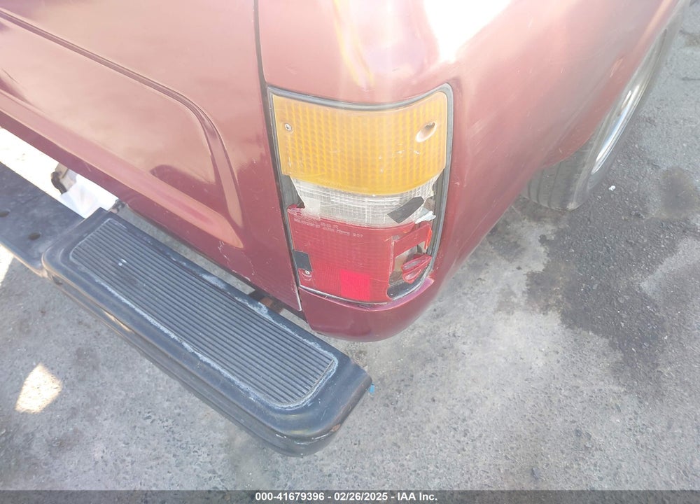 1990 TOYOTA PICKUP 1/2 TON SHORT WHEELBASE VIN: JT4RN81A1L5065753