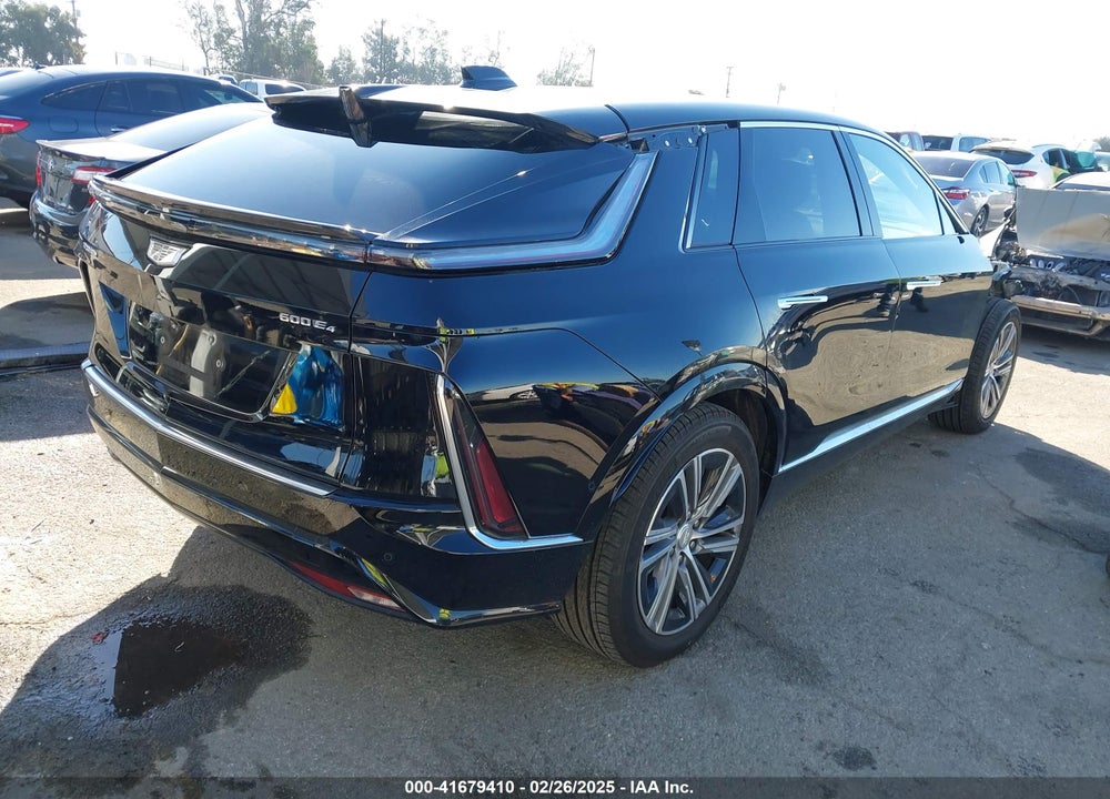 2024 CADILLAC LYRIQ LUXURY W/1SC VIN: 1GYKPPRL6RZ135058