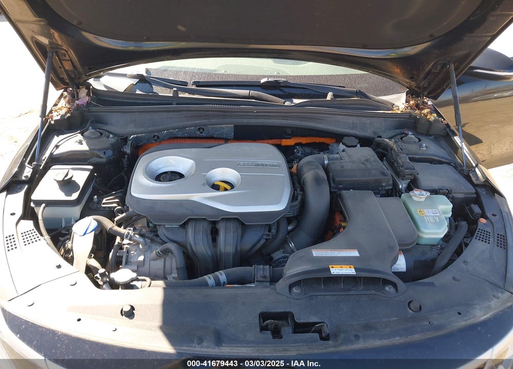 2017 KIA OPTIMA PLUG-IN HYBRID VIN: KNAGV4LD4H5010046