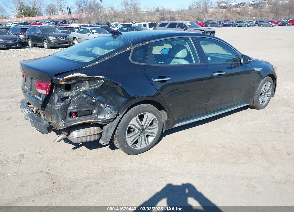 2017 KIA OPTIMA PLUG-IN HYBRID VIN: KNAGV4LD4H5010046
