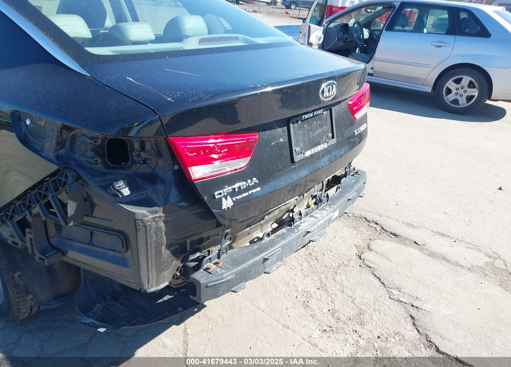 2017 KIA OPTIMA PLUG-IN HYBRID VIN: KNAGV4LD4H5010046