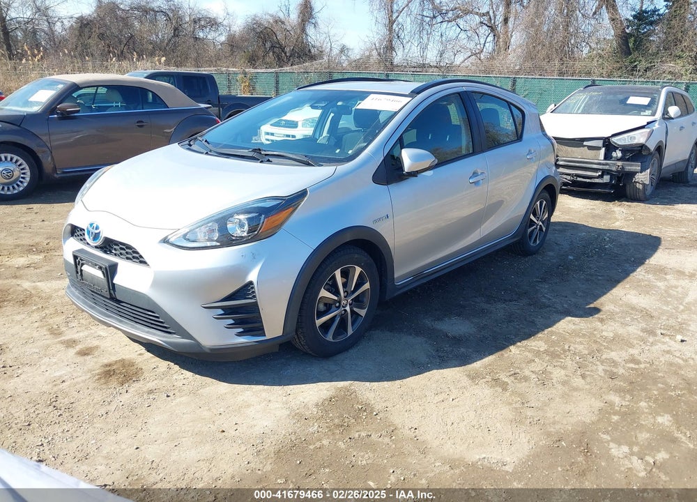 2018 TOYOTA PRIUS C VIN: JTDKDTB32J1604571