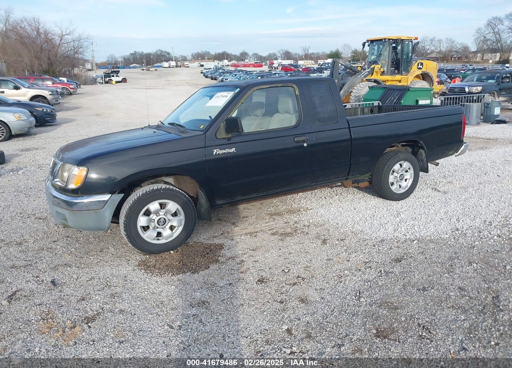 2000 NISSAN FRONTIER XE VIN: 1N6DD26S8YC329174