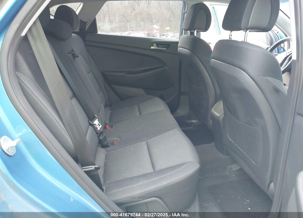 2018 HYUNDAI TUCSON VIN: KM8J3CA48JU739718