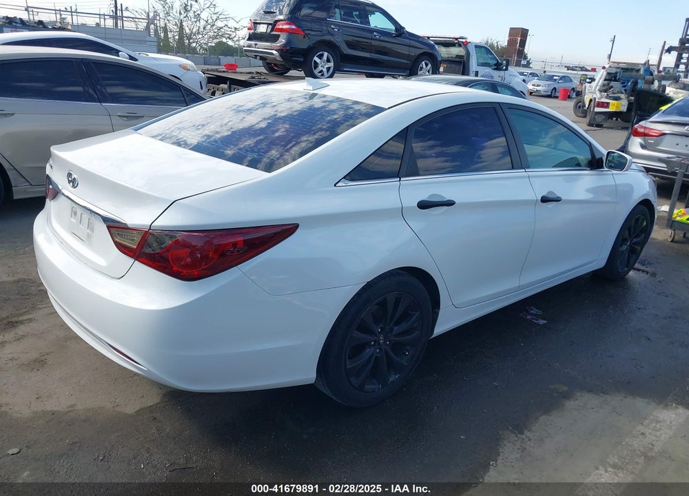 2013 HYUNDAI SONATA GLS VIN: 5NPEB4AC5DH547676