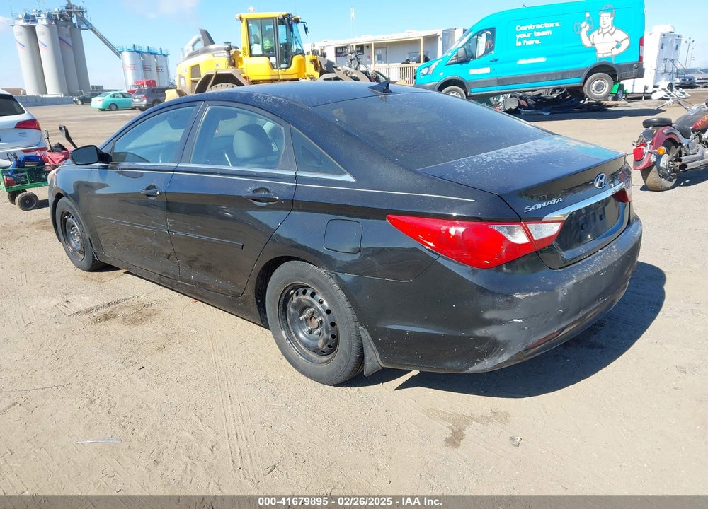 2012 HYUNDAI SONATA VIN: 5NPEB4AC4CH426104