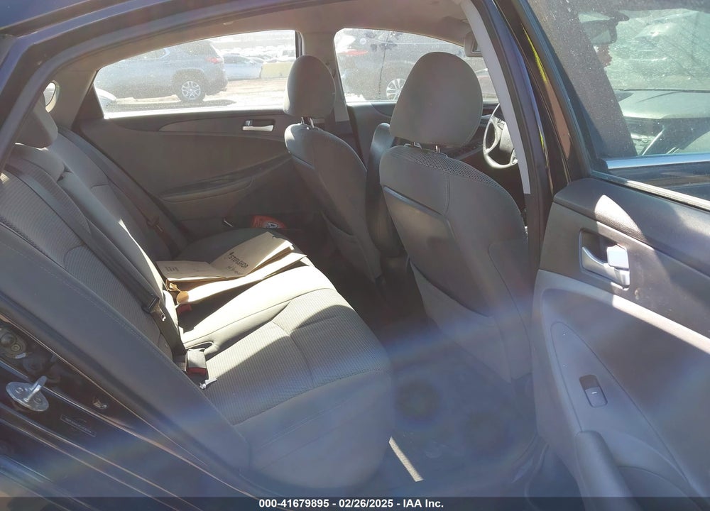 2012 HYUNDAI SONATA VIN: 5NPEB4AC4CH426104