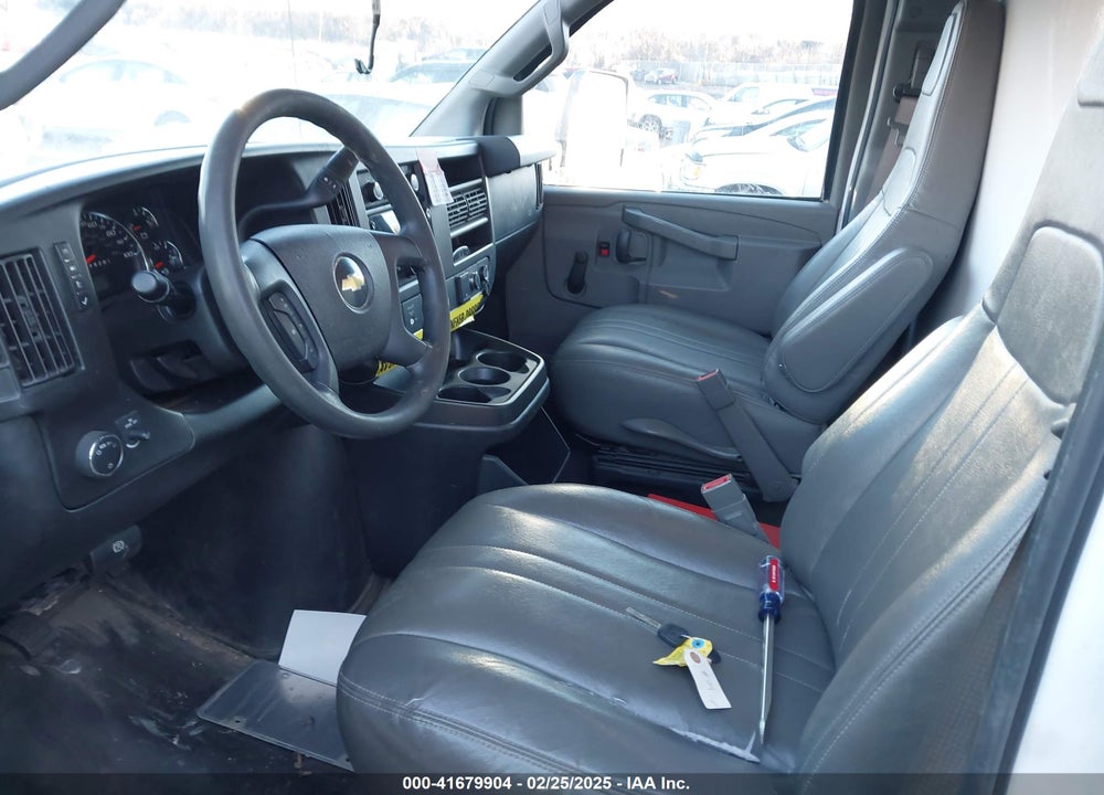 2018 CHEVROLET EXPRESS CUTAWAY WORK VAN VIN: 1GB3GSCG2J1276015