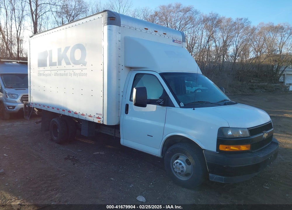 2018 CHEVROLET EXPRESS CUTAWAY WORK VAN VIN: 1GB3GSCG2J1276015