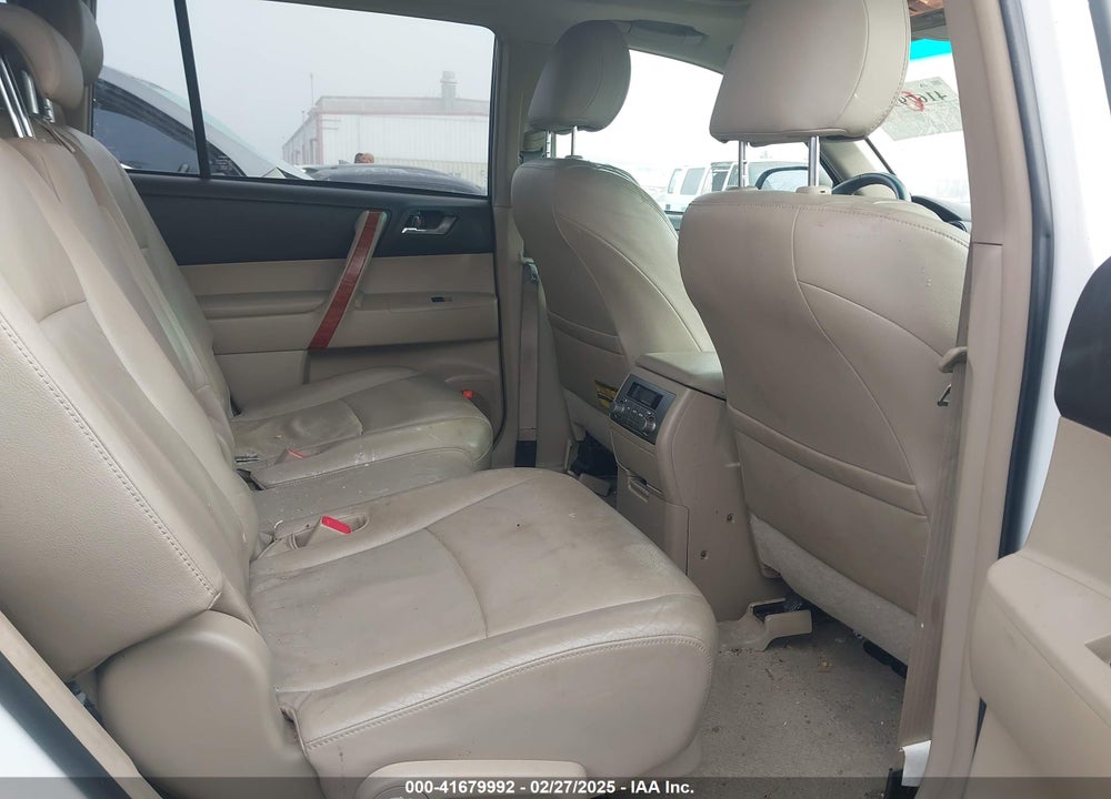 2009 TOYOTA HIGHLANDER VIN: JTEES42A592115204