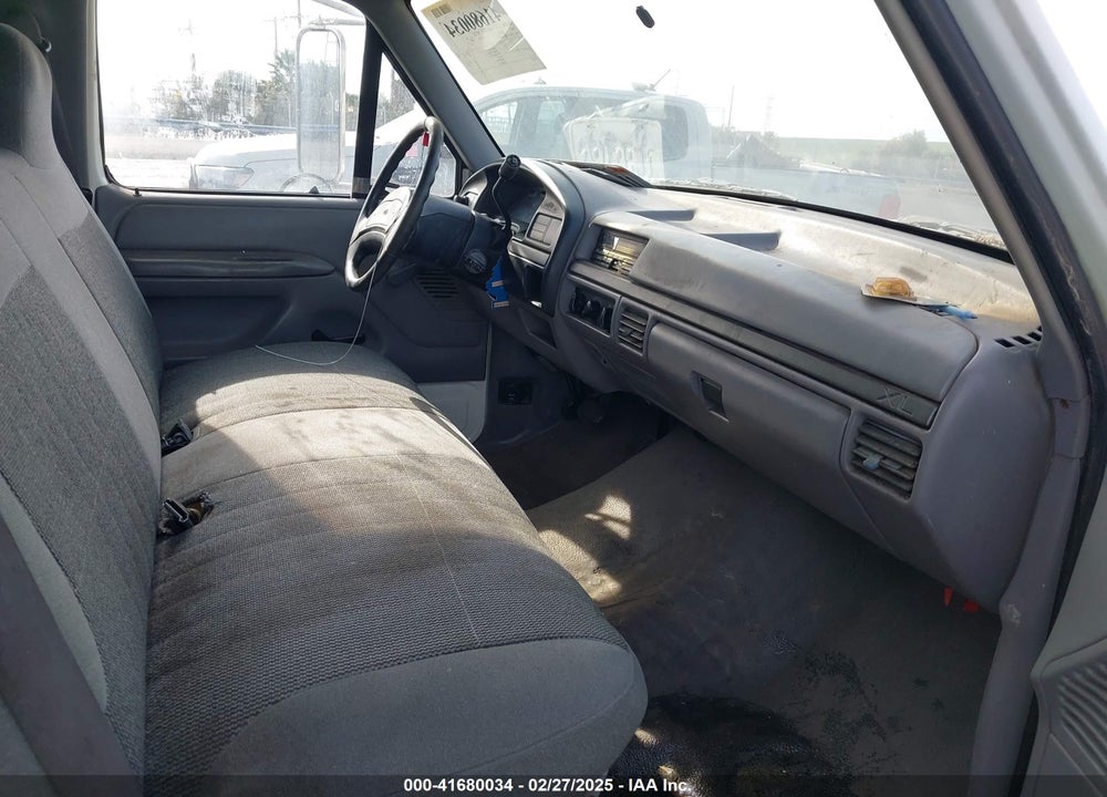 1995 FORD F350 VIN: 1FDKF37G1SNB14649