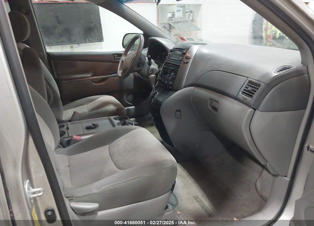 2007 TOYOTA SIENNA LE VIN: 5TDZK23C77S082917