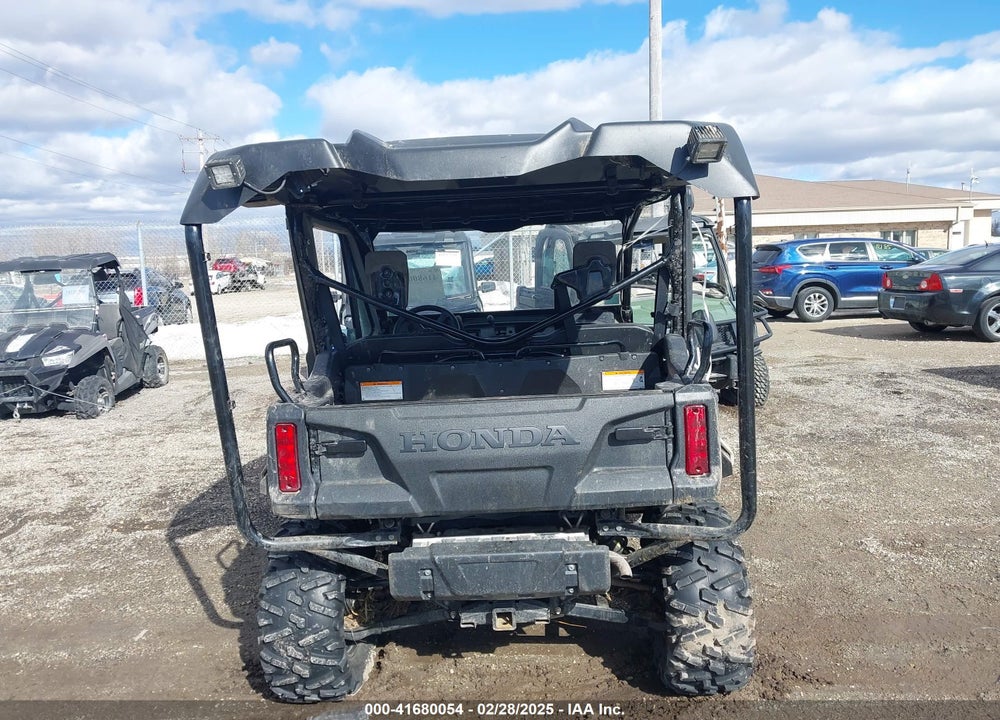2021 HONDA SXS1000 M5 VIN: 1HFVE0421M4503284