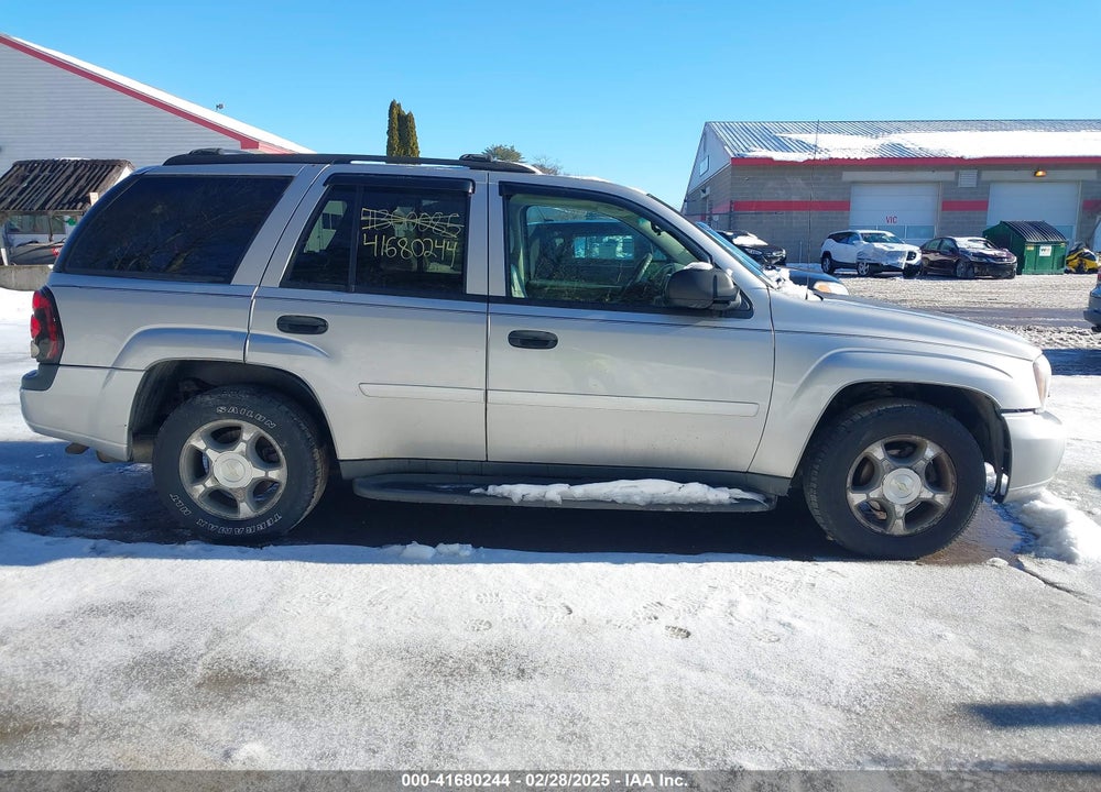 2007 CHEVROLET TRAILBLAZER VIN: 1GNDT13S572246804