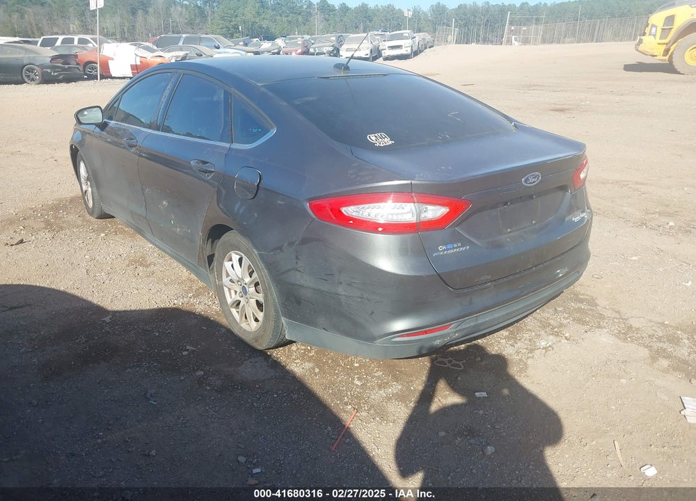 2016 FORD FUSION VIN: 1FA6P0G79G5105843