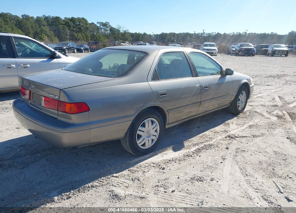 2001 TOYOTA CAMRY LE VIN: 4T1BG22K51U066449