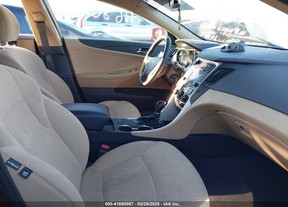 2014 HYUNDAI SONATA VIN: 5NPEB4AC0EH824459