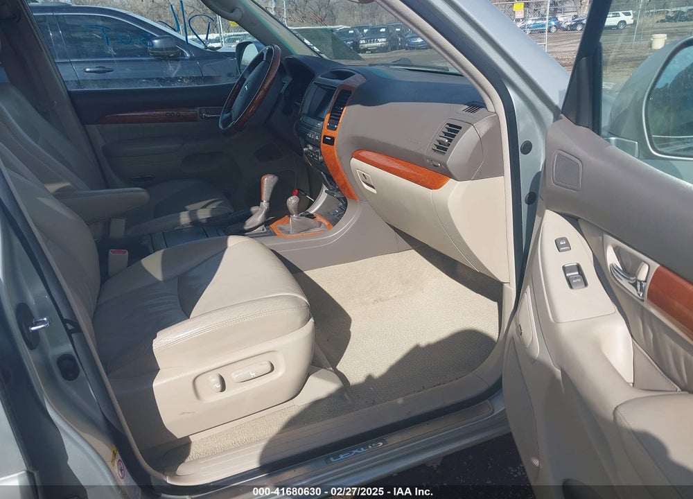 2004 LEXUS GX 470 VIN: JTJBT20X740054259