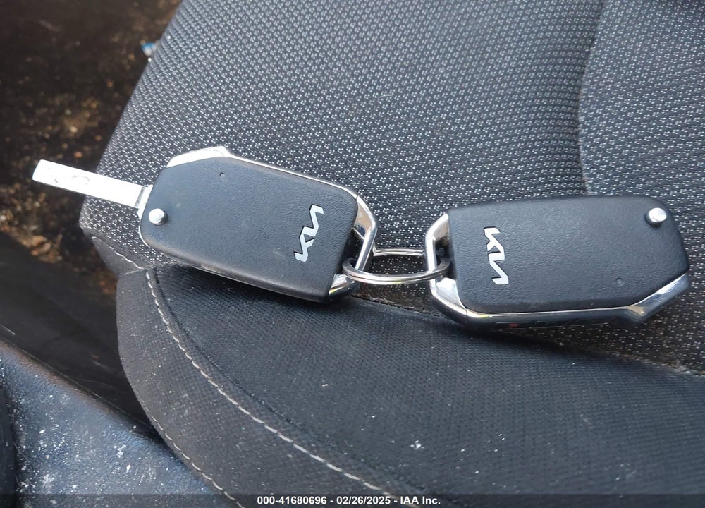 2024 KIA FORTE LXS VIN: 3KPF24AD8RE702827