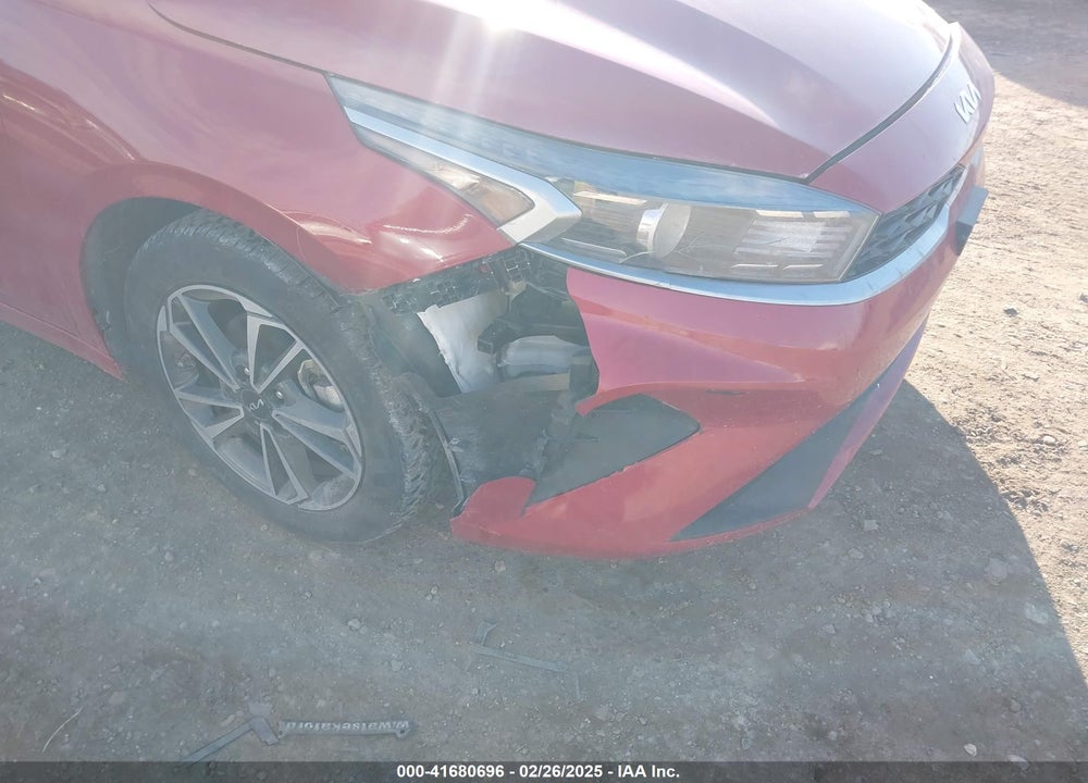 2024 KIA FORTE LXS VIN: 3KPF24AD8RE702827