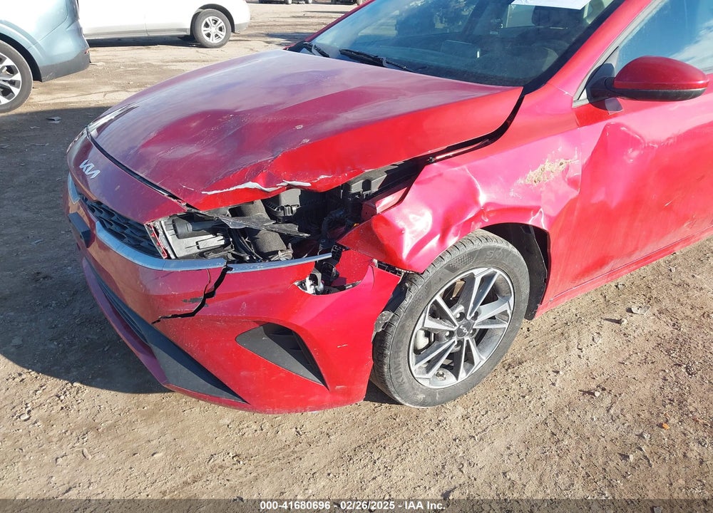 2024 KIA FORTE LXS VIN: 3KPF24AD8RE702827