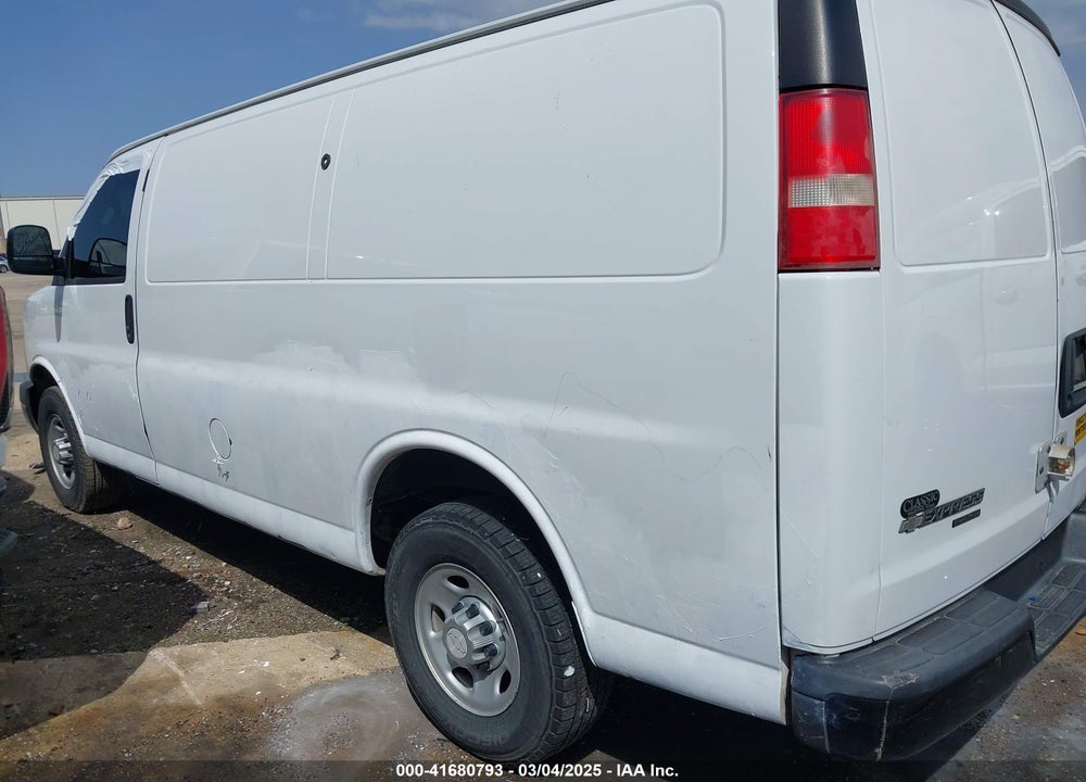 2016 CHEVROLET EXPRESS 2500 VIN: 1GCWGAFF3G1139177