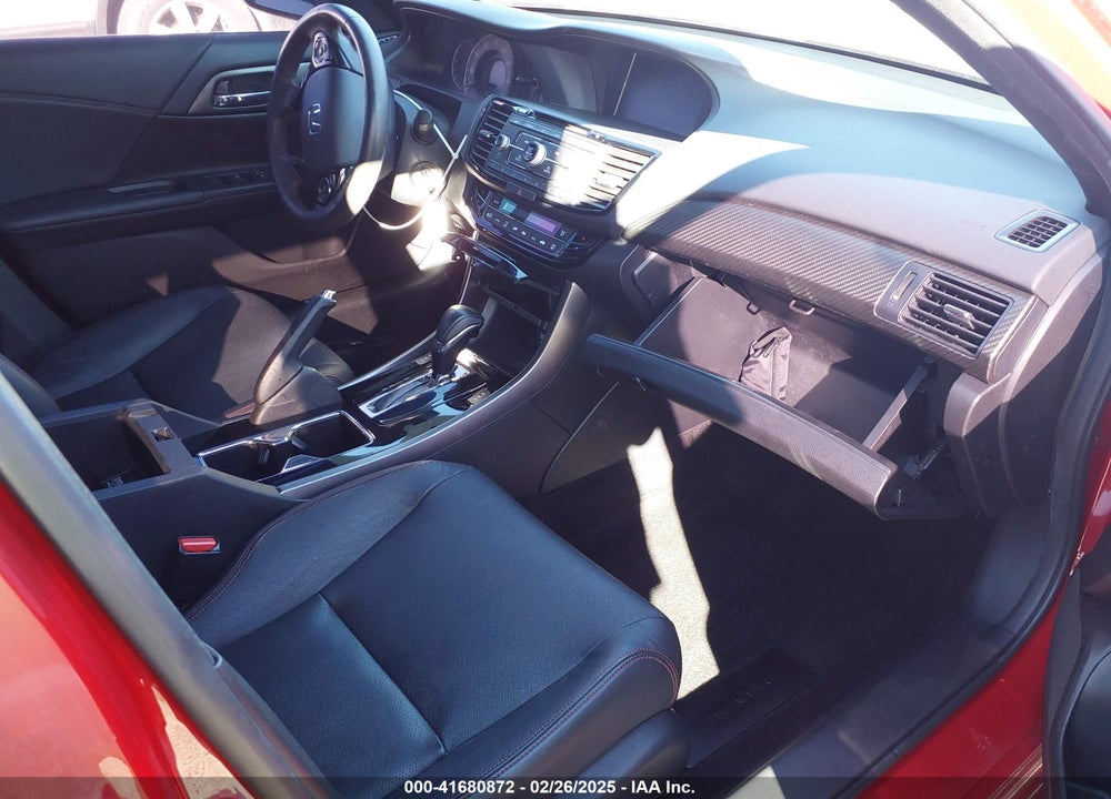 2017 HONDA ACCORD VIN: 1HGCR2F16HA197455