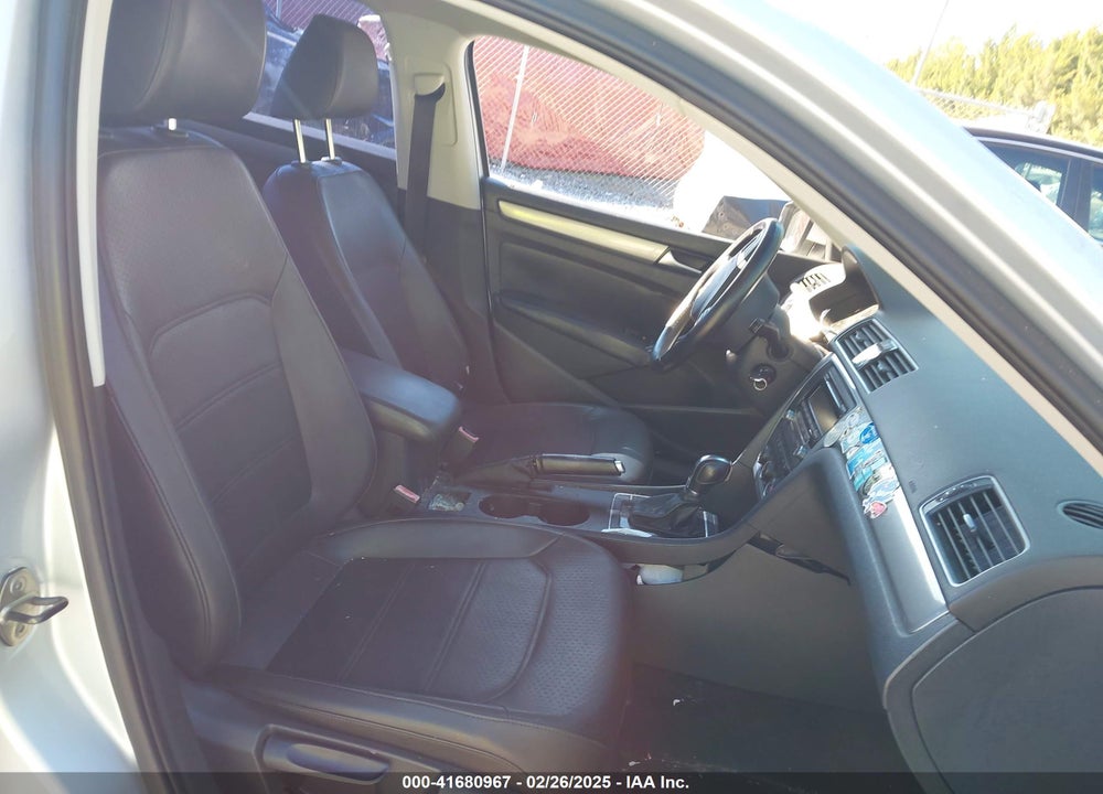 2014 VOLKSWAGEN PASSAT 2.5L WOLFSBURG EDITION VIN: 1VWAH7A32EC005721