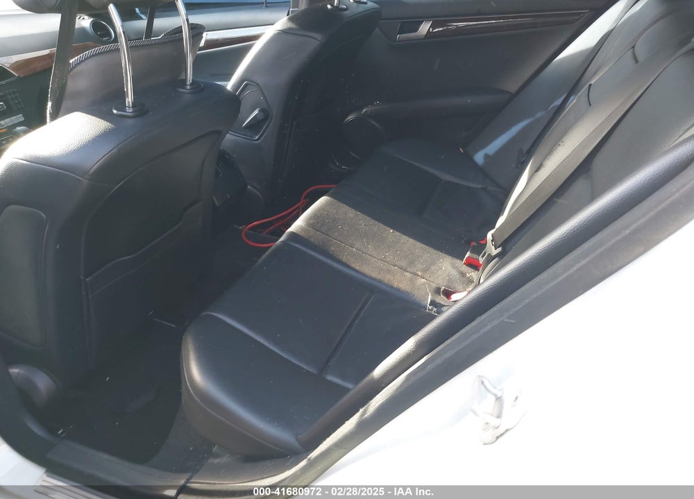 2012 MERCEDES-BENZ C 300 VIN: WDDGF8BB6CR239035