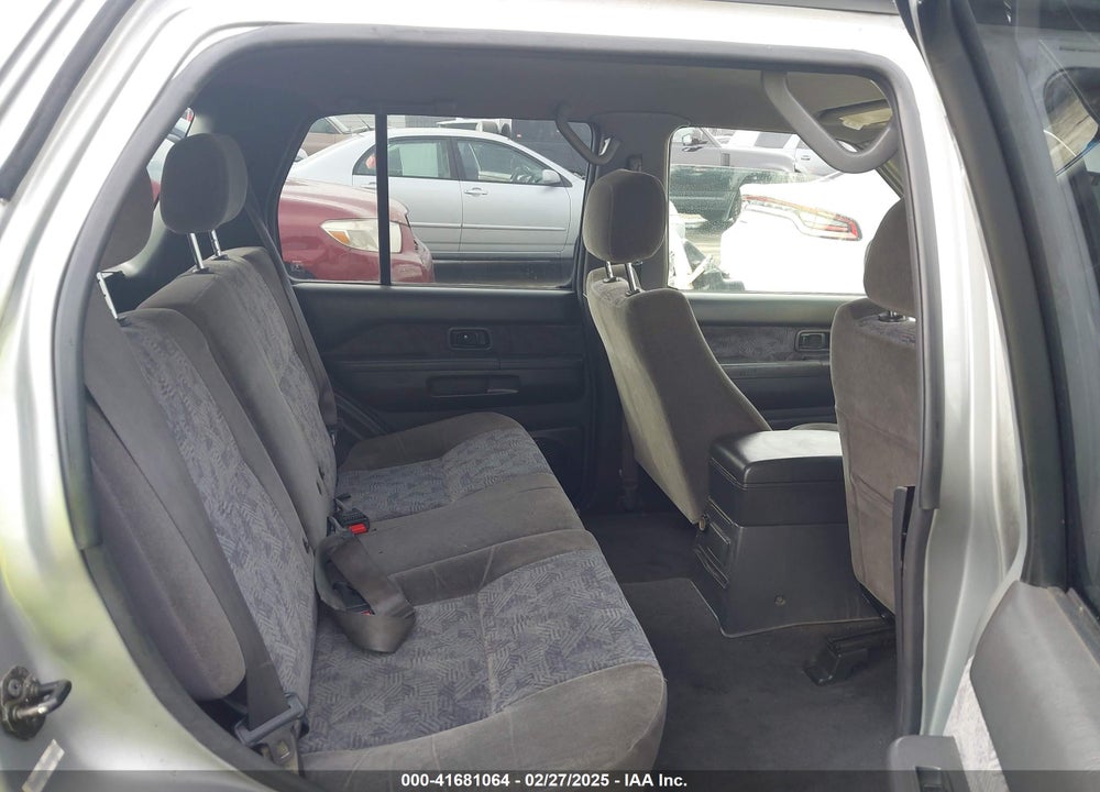 1999 NISSAN PATHFINDER VIN: JN8AR07S2XW359413