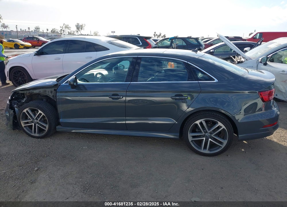 2018 AUDI A3 VIN: WAUGUGFF1J1000430
